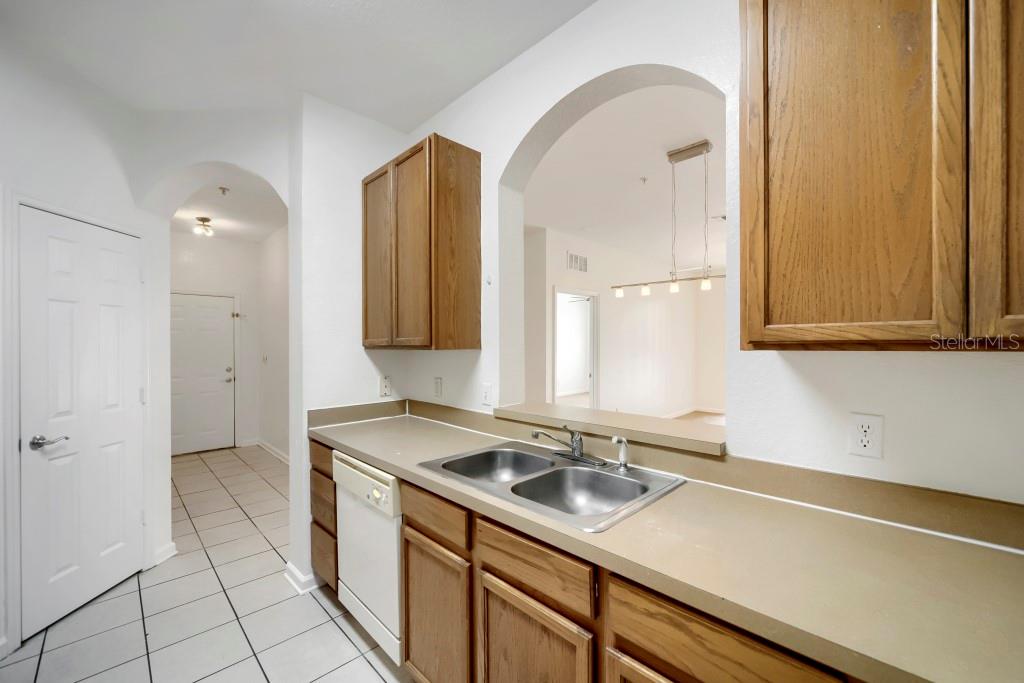 6466 Cava Alta Unit 208, Orlando, FL 32835