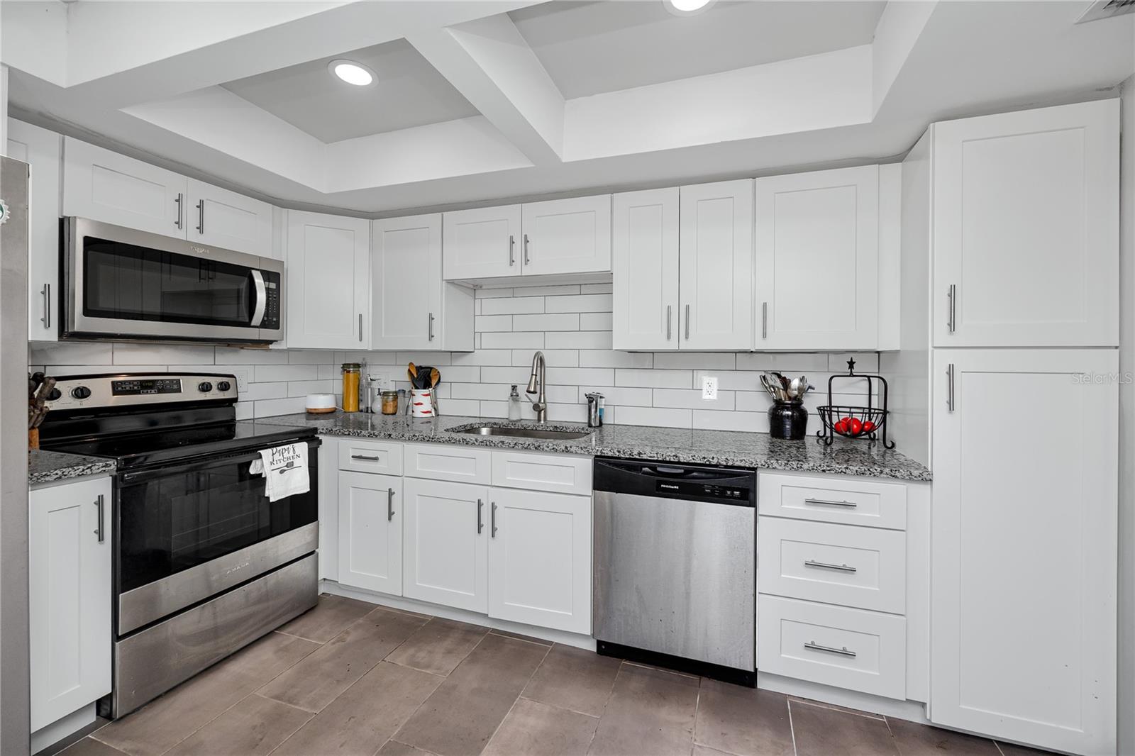 7530 Sunshine Skyway Unit 115, St Petersburg, FL 33711