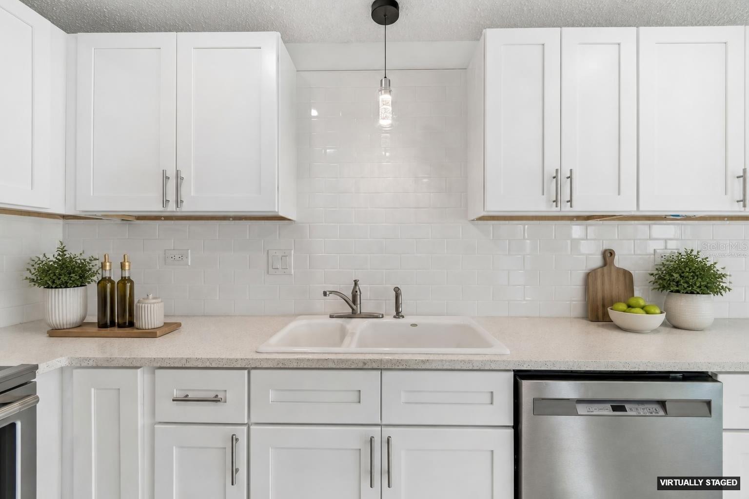 450 Treasure Island Unit 106, Treasure Island, FL 33706