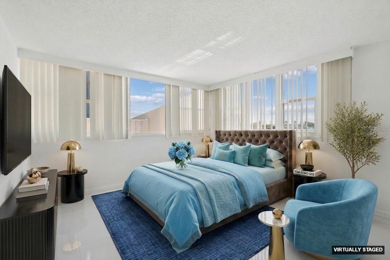 450 Treasure Island Unit 106, Treasure Island, FL 33706