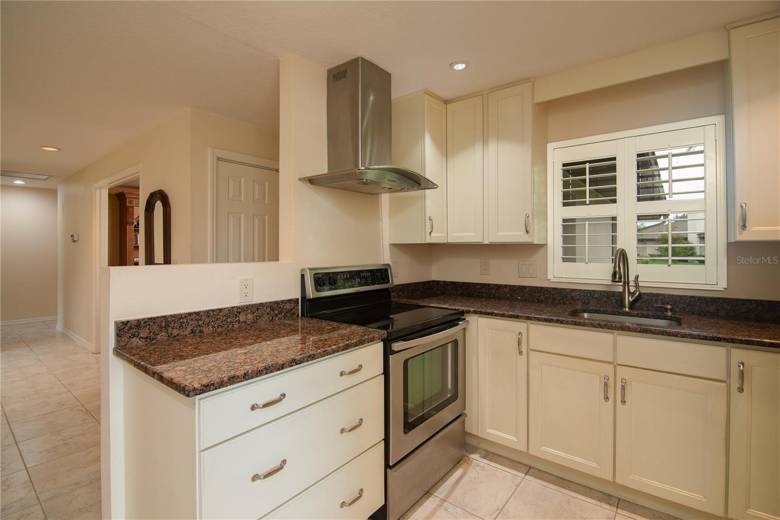 7403 Carnoustie Unit 7d, Sarasota, FL 34238