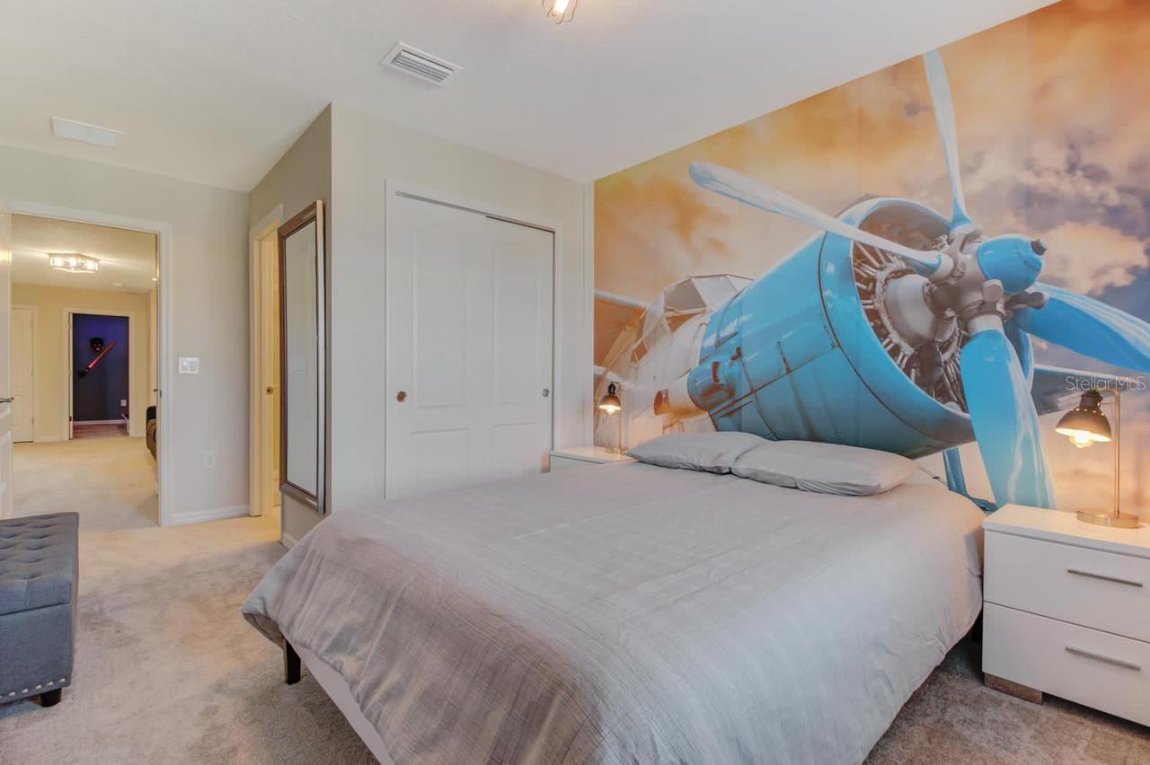 2436 Dubai, Kissimmee, FL 34747