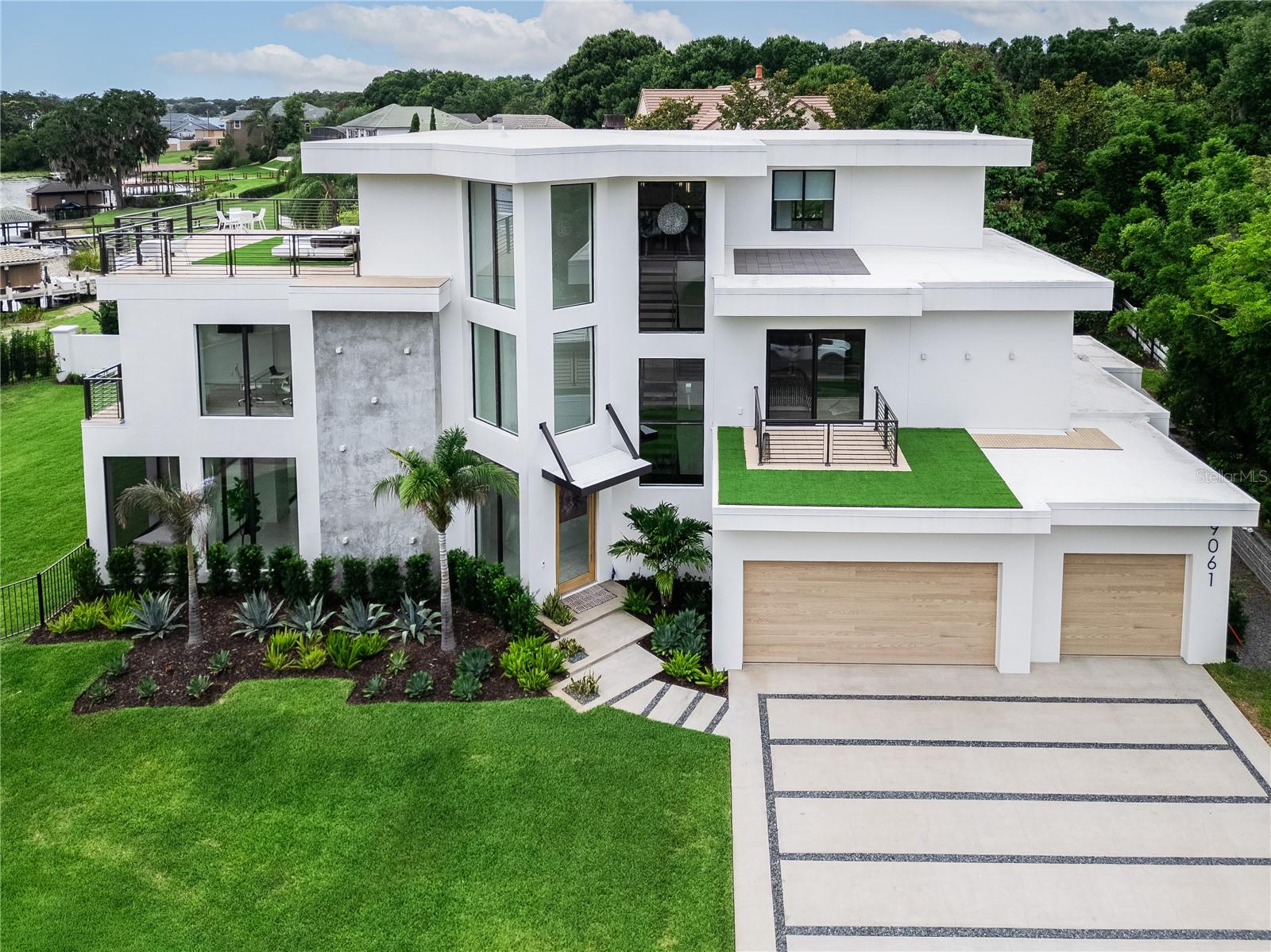 9061 Ron Den, Windermere, FL 34786