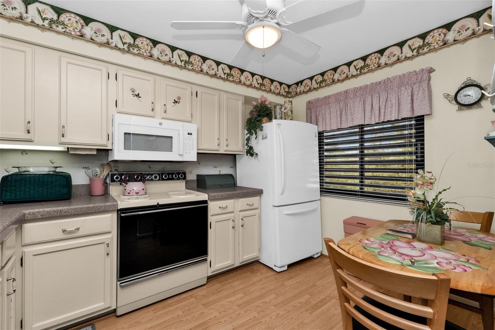 5221 Lake Village Unit 24, Sarasota, FL 34235