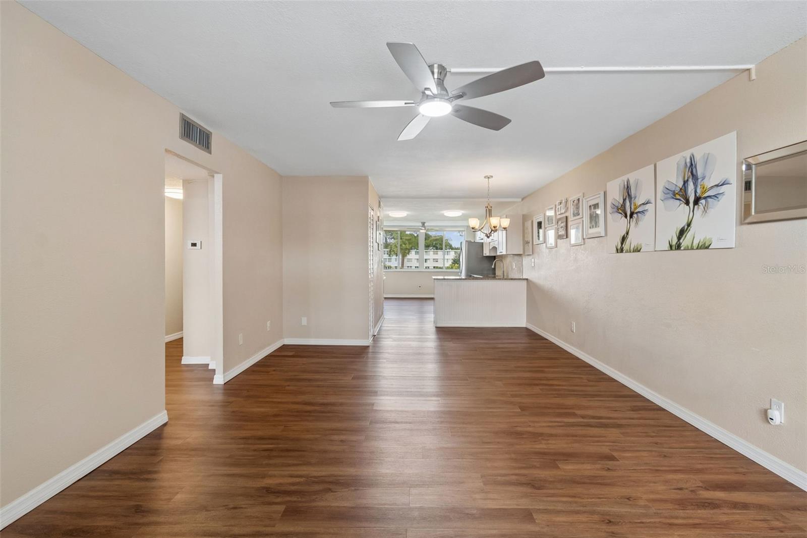 4715 Bay Unit 223, St Petersburg, FL 33703