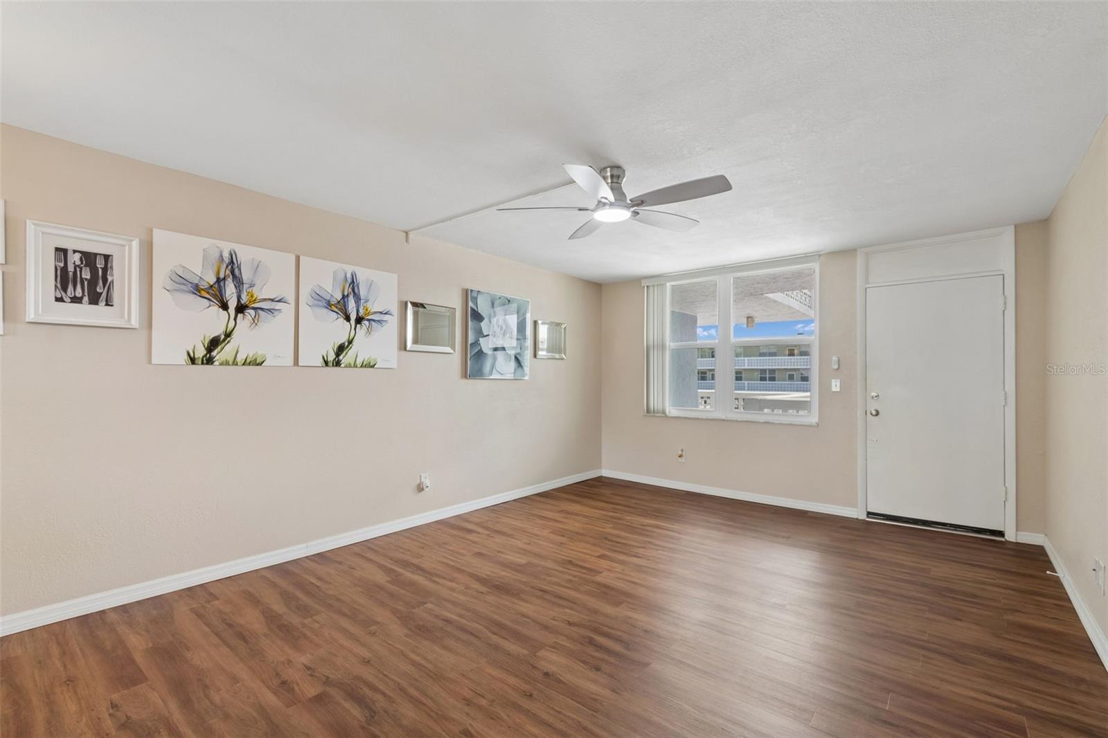 4715 Bay Unit 223, St Petersburg, FL 33703