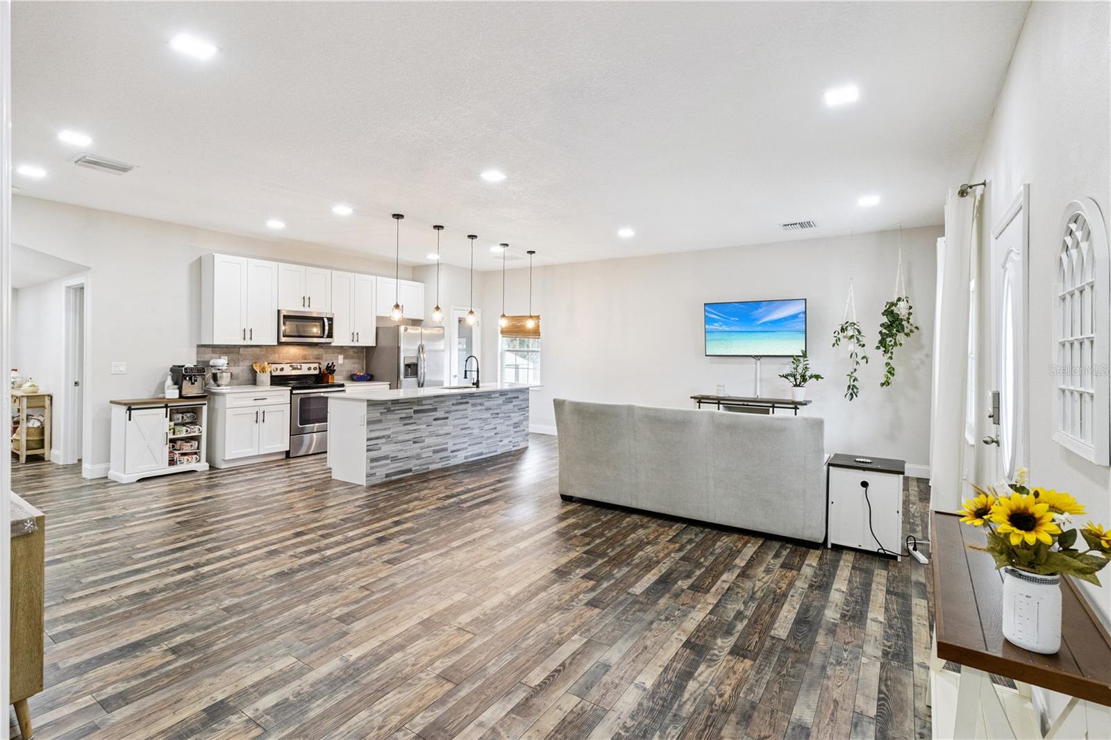945 Gordon, Bartow, FL 33830