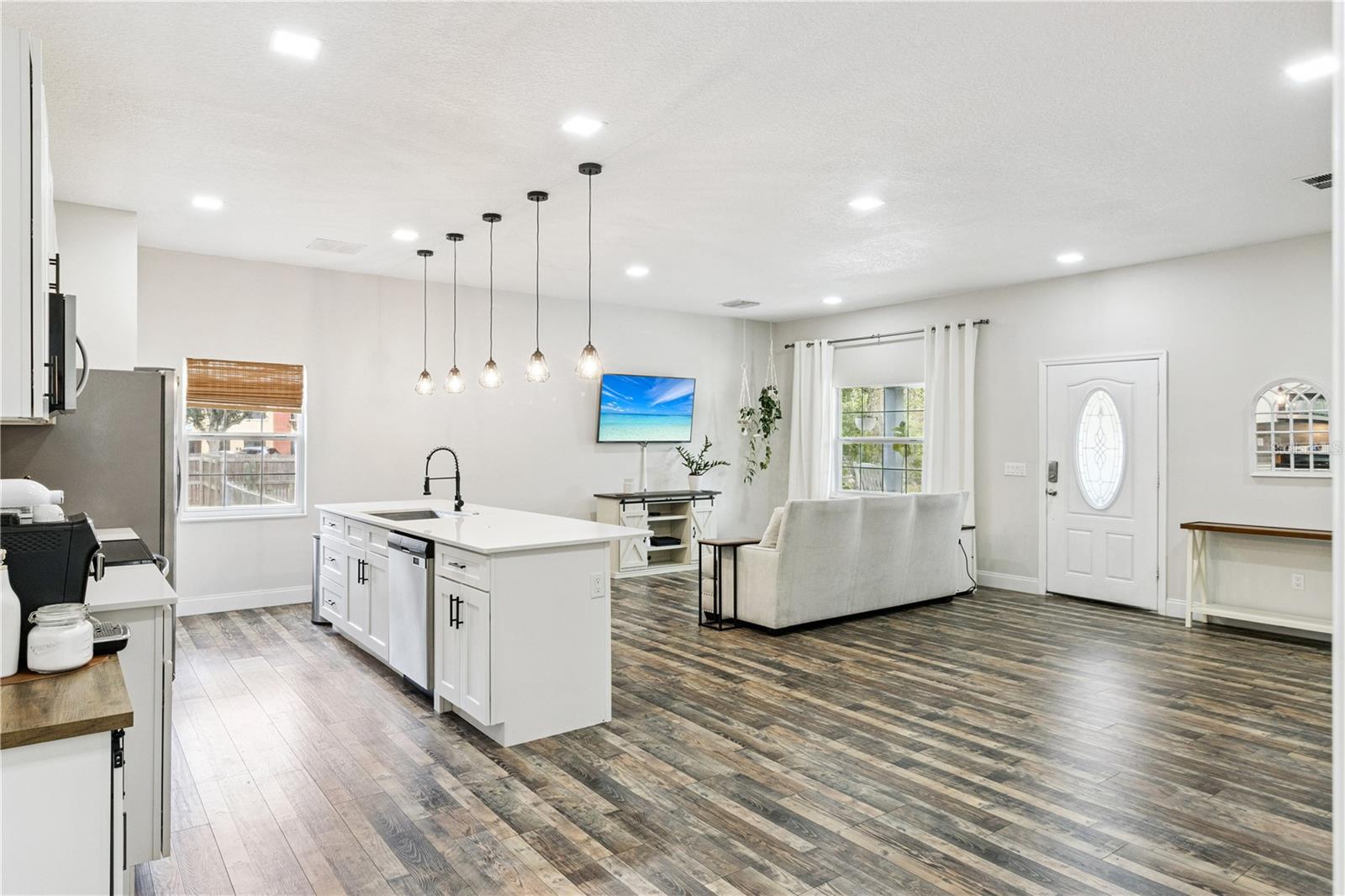 945 Gordon, Bartow, FL 33830