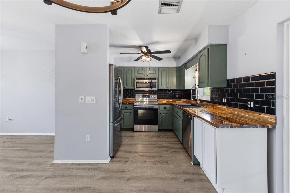 9601 Gulfstream, Englewood, FL 34224