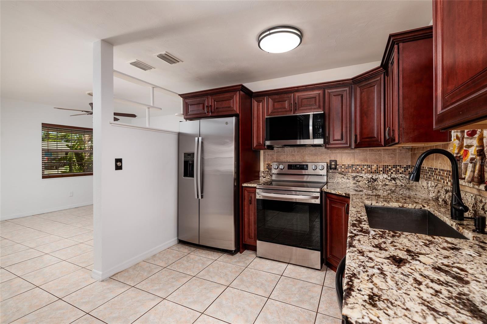 6275 51st, St Petersburg, FL 33709