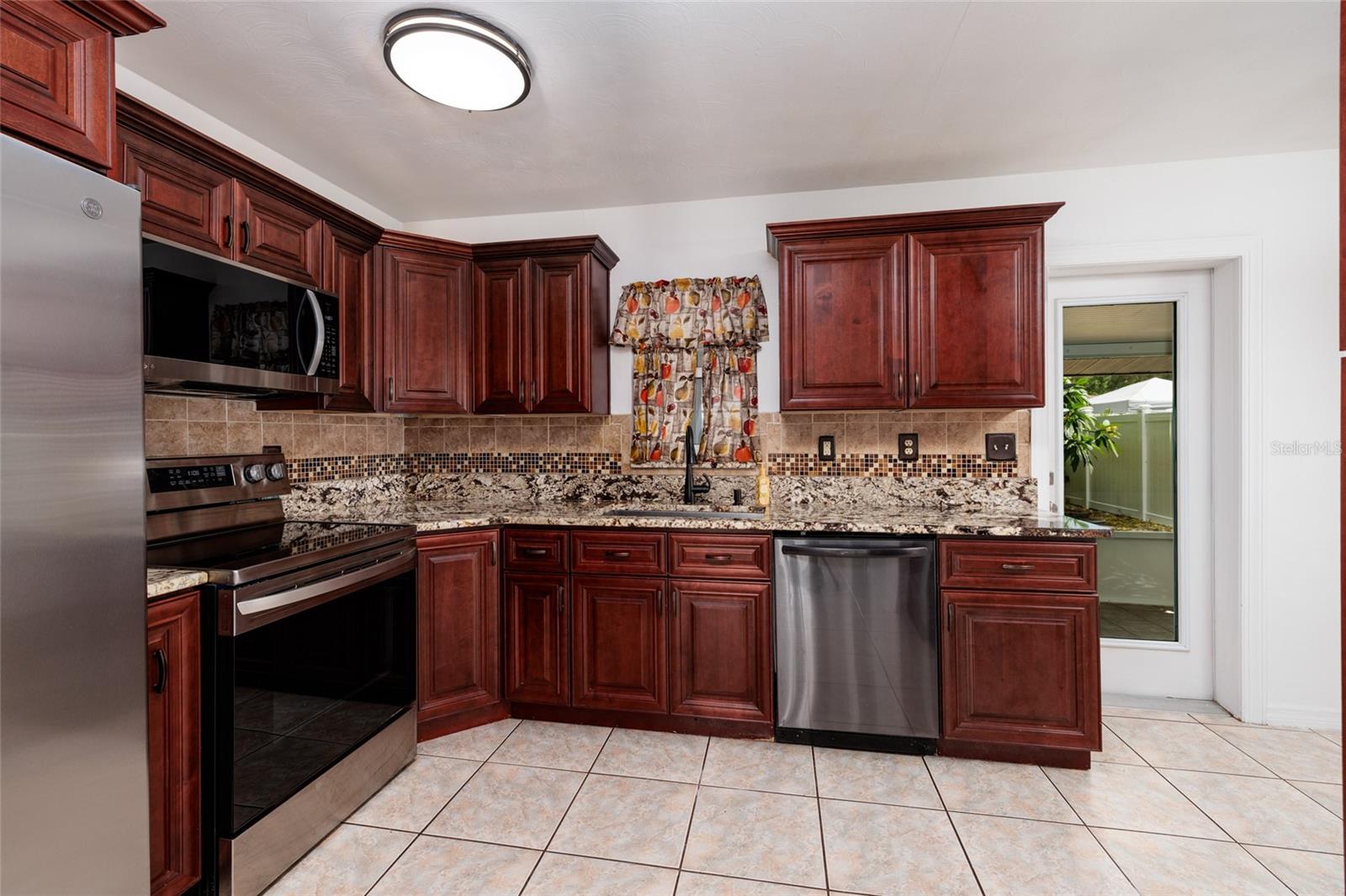 6275 51st, St Petersburg, FL 33709