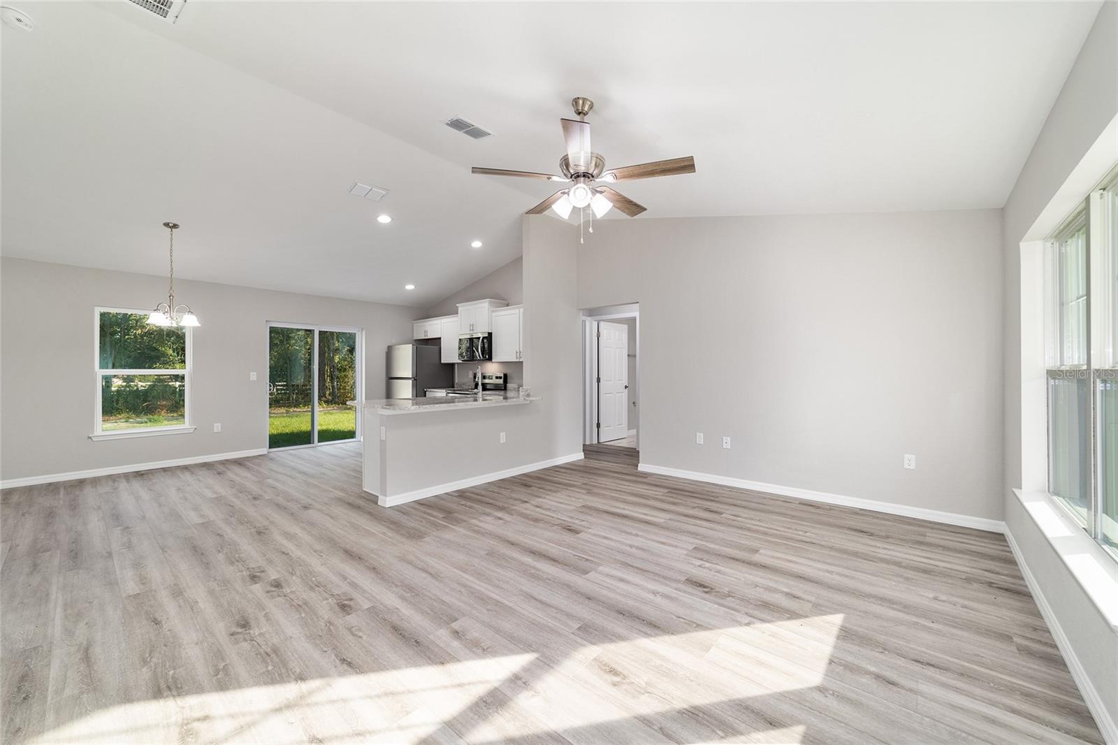 13761 101st, Belleview, FL 34420