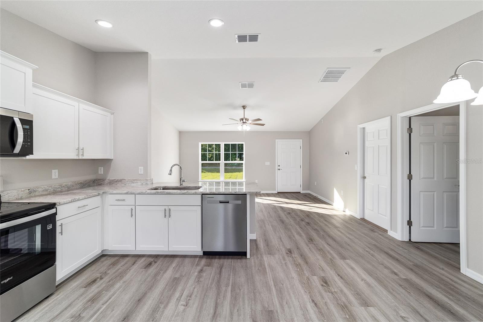 13761 101st, Belleview, FL 34420