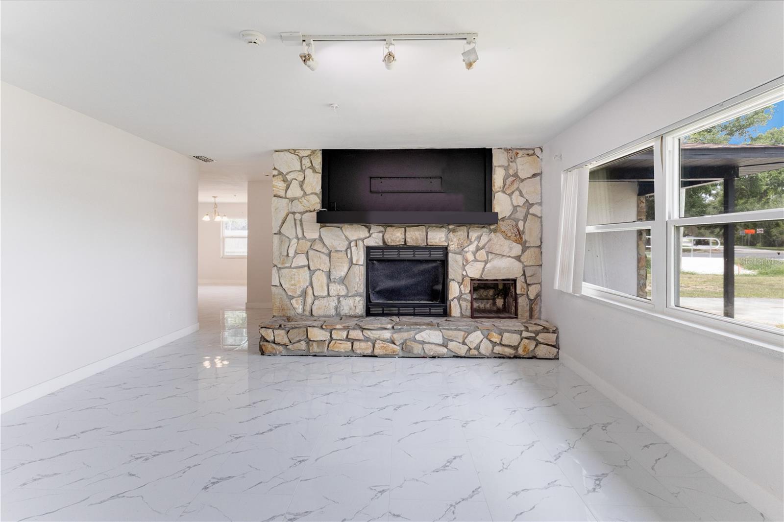 712 Oak, Groveland, FL 34736