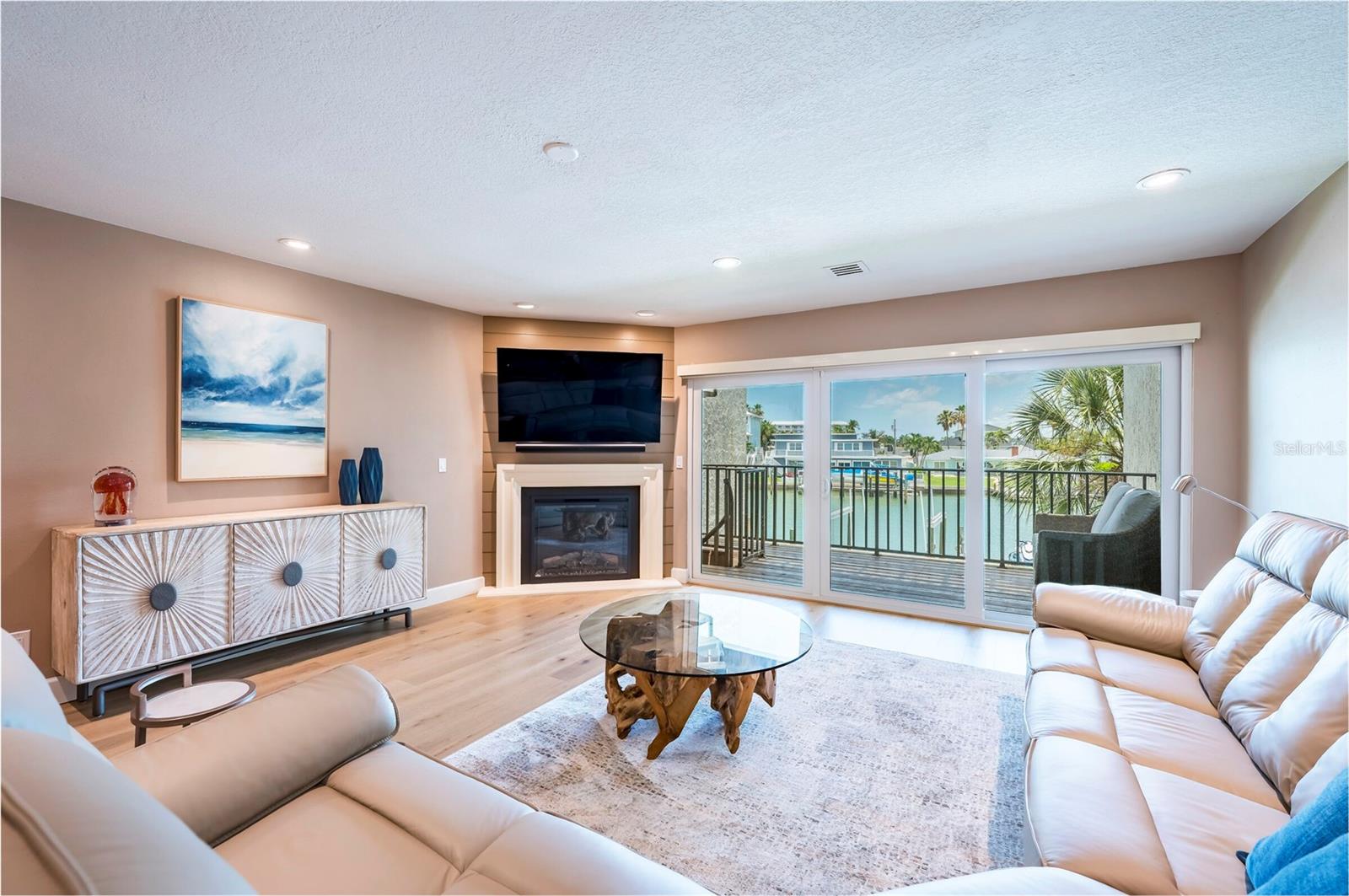 218 Skiff, Clearwater Beach, FL 33767
