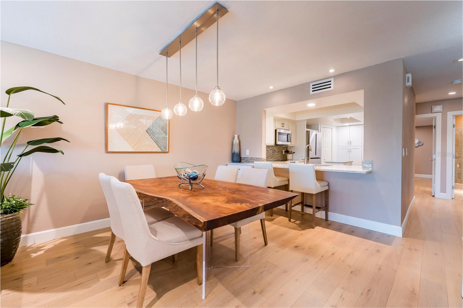 218 Skiff, Clearwater Beach, FL 33767
