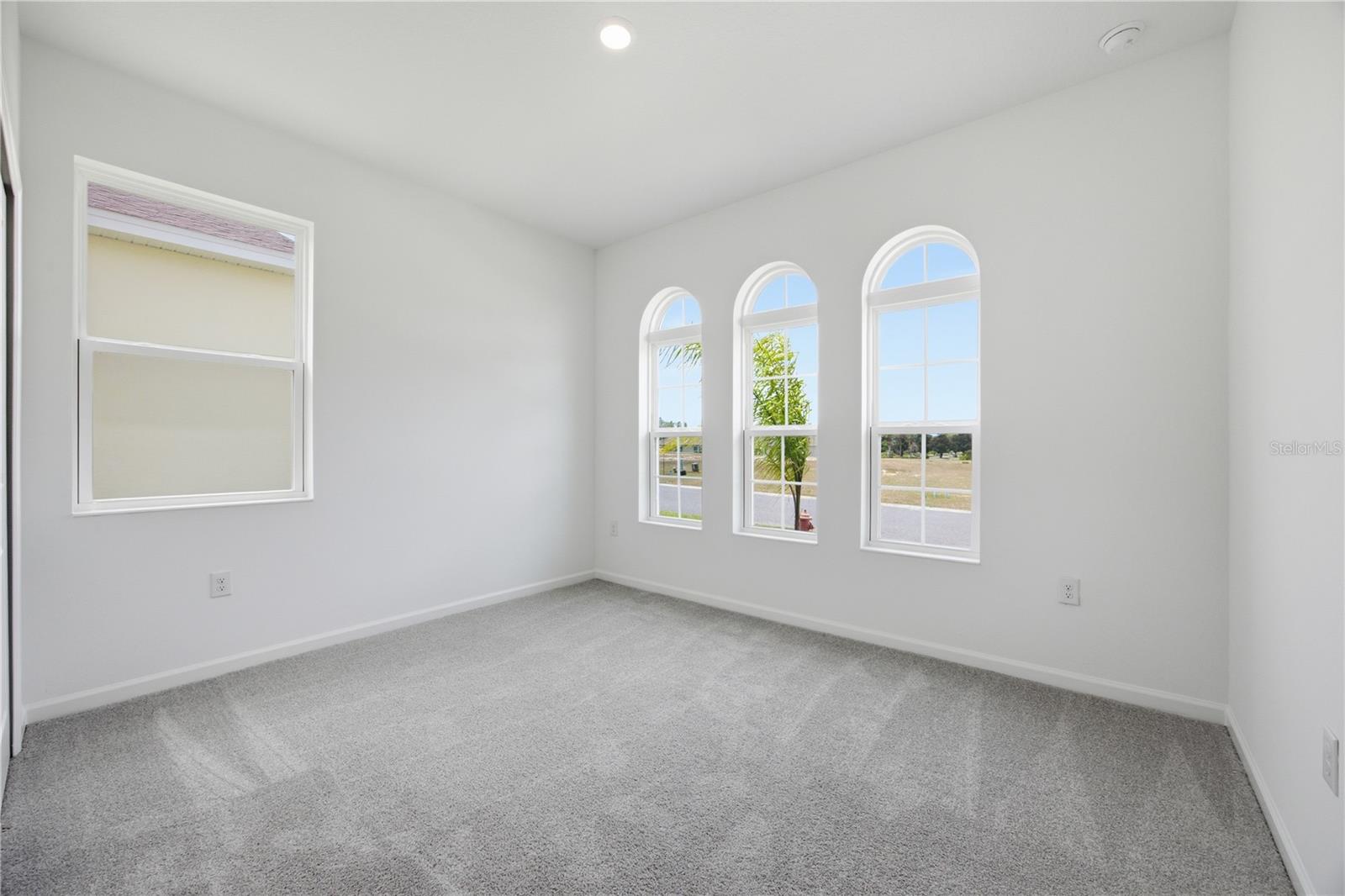 5715 Hiawassee, Okahumpka, FL 34762