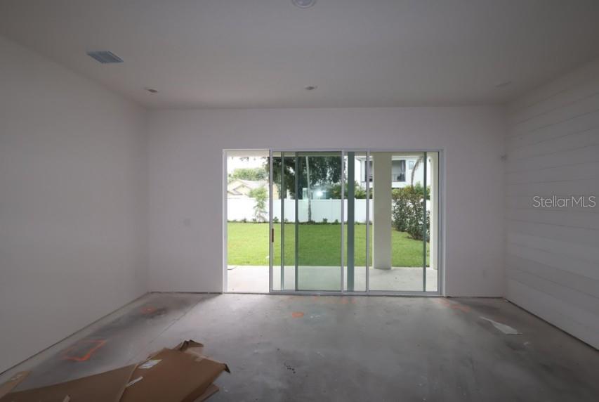 1002 Charter, Tampa, FL 33603