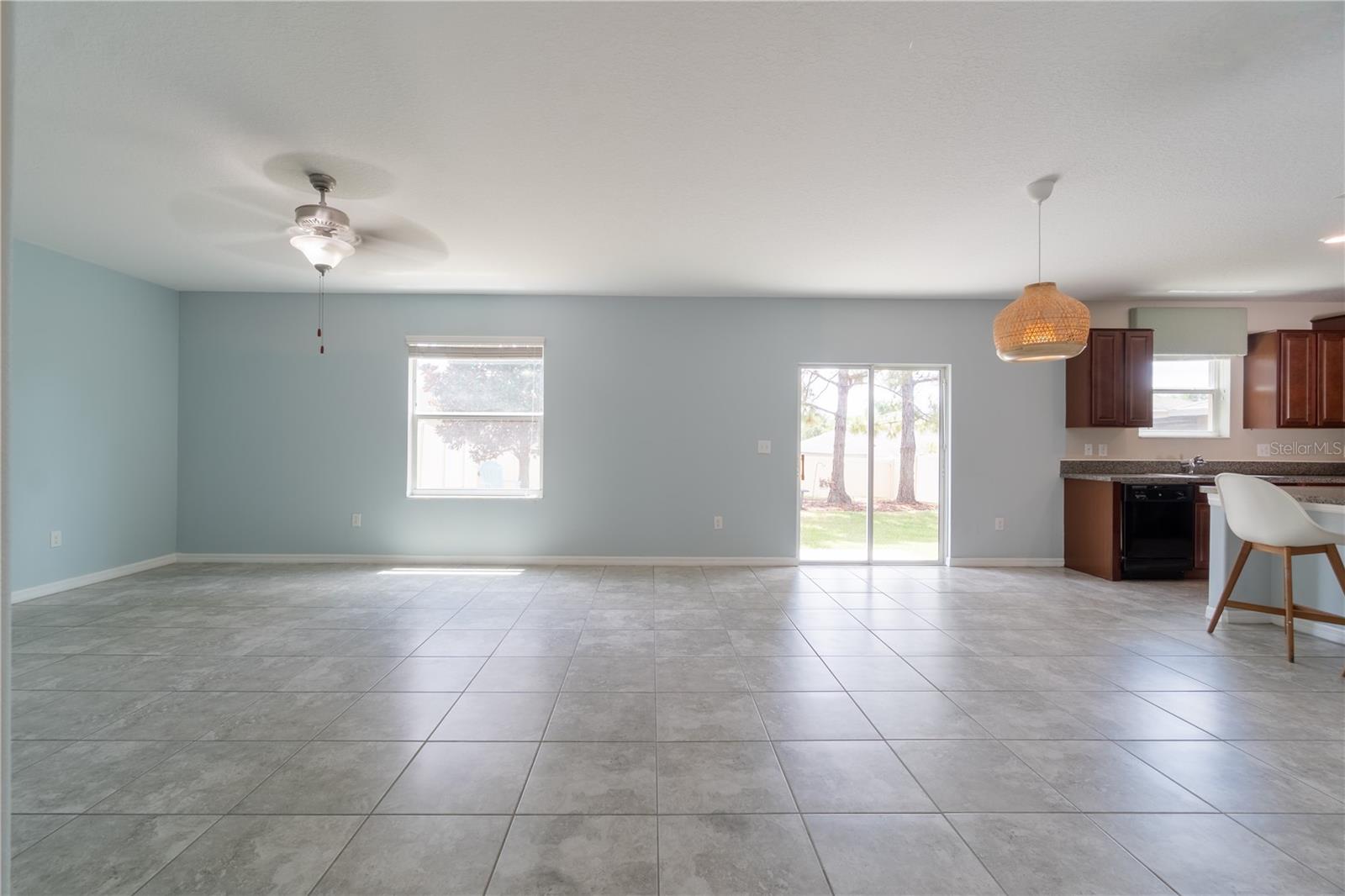 3621 Kearsney Abbey, Dover, FL 33527