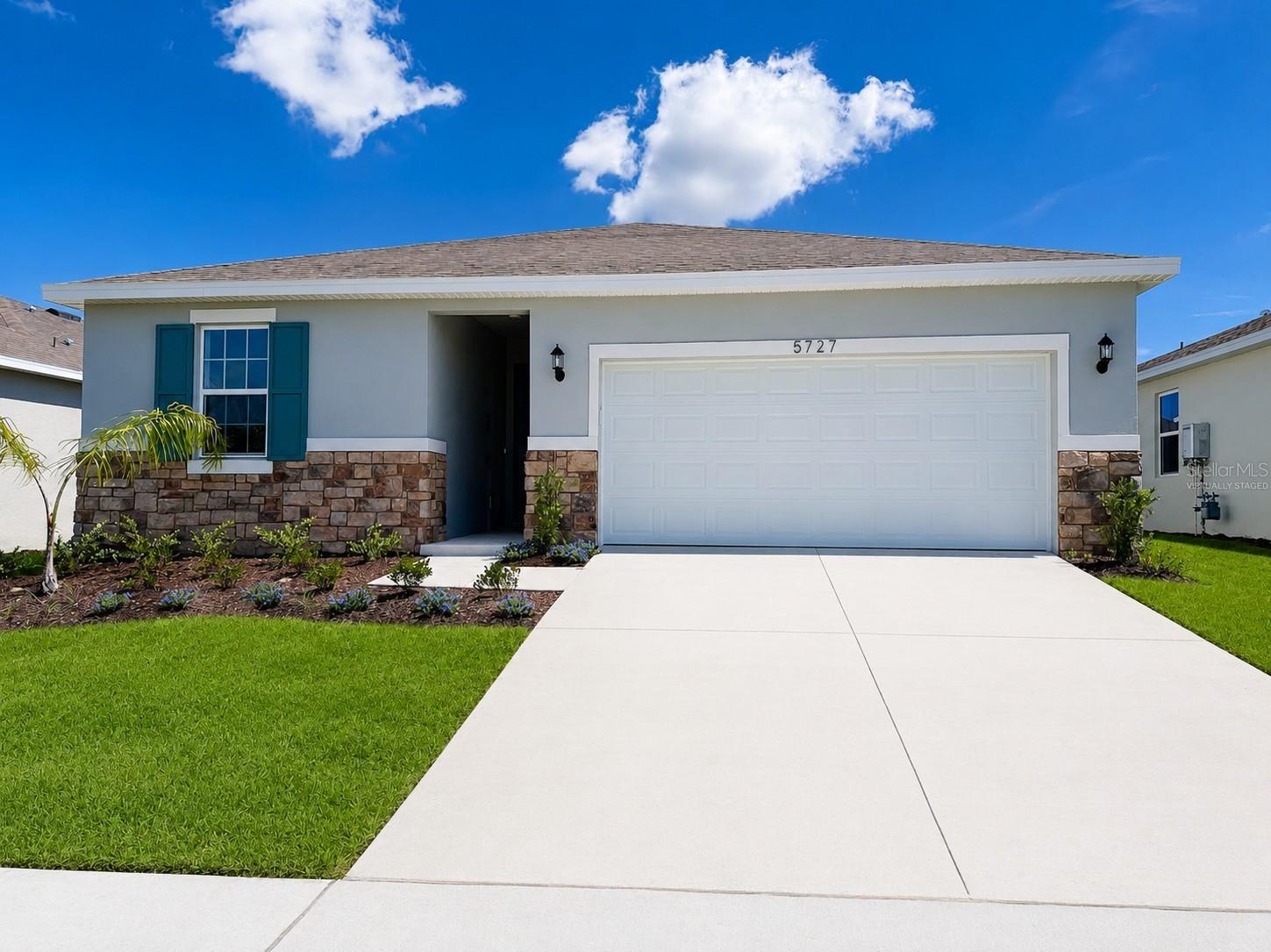 5727 Hiawassee, Okahumpka, FL 34762