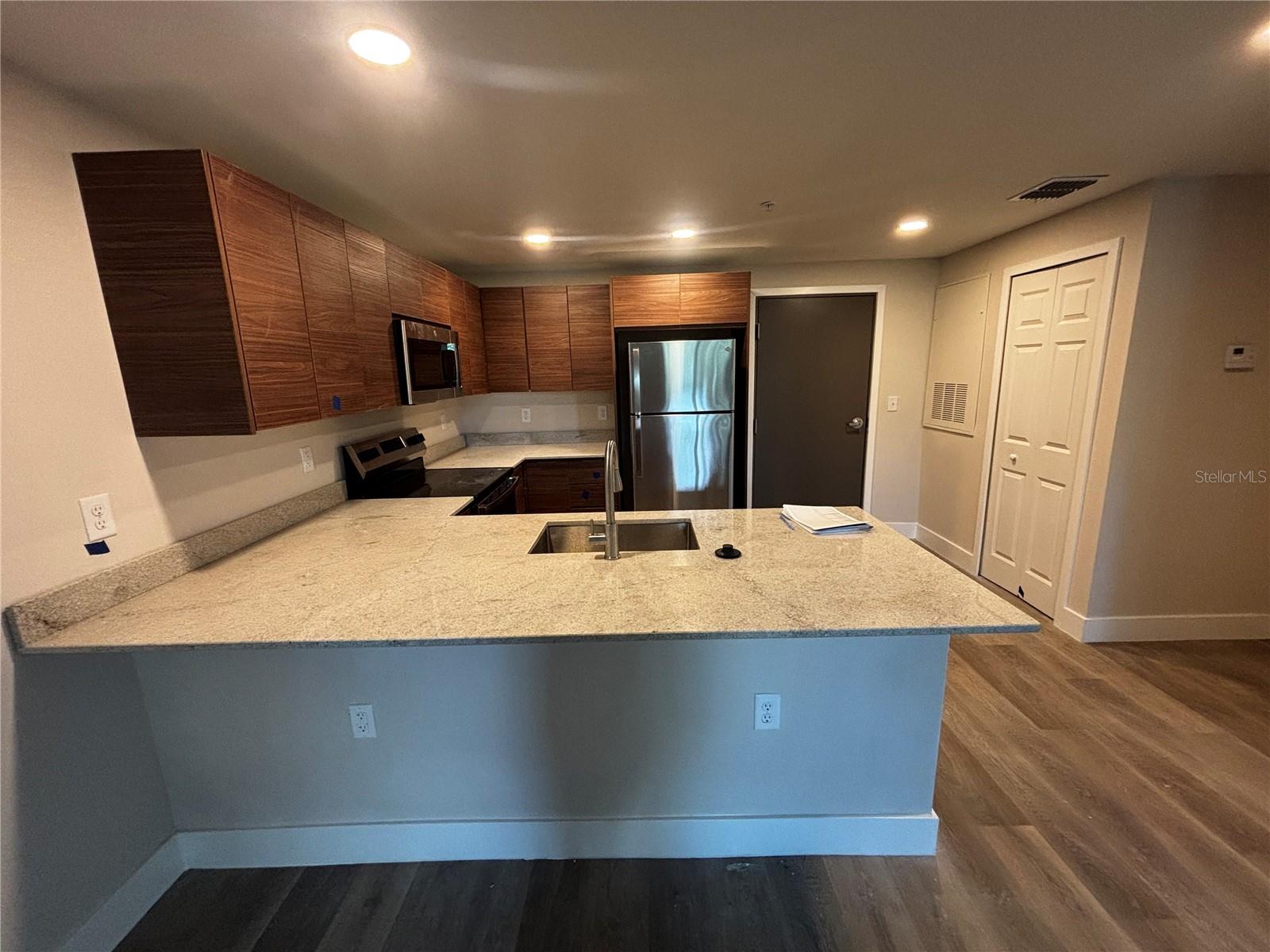 4424 Texas Unit 1-320, Orlando, FL 32839