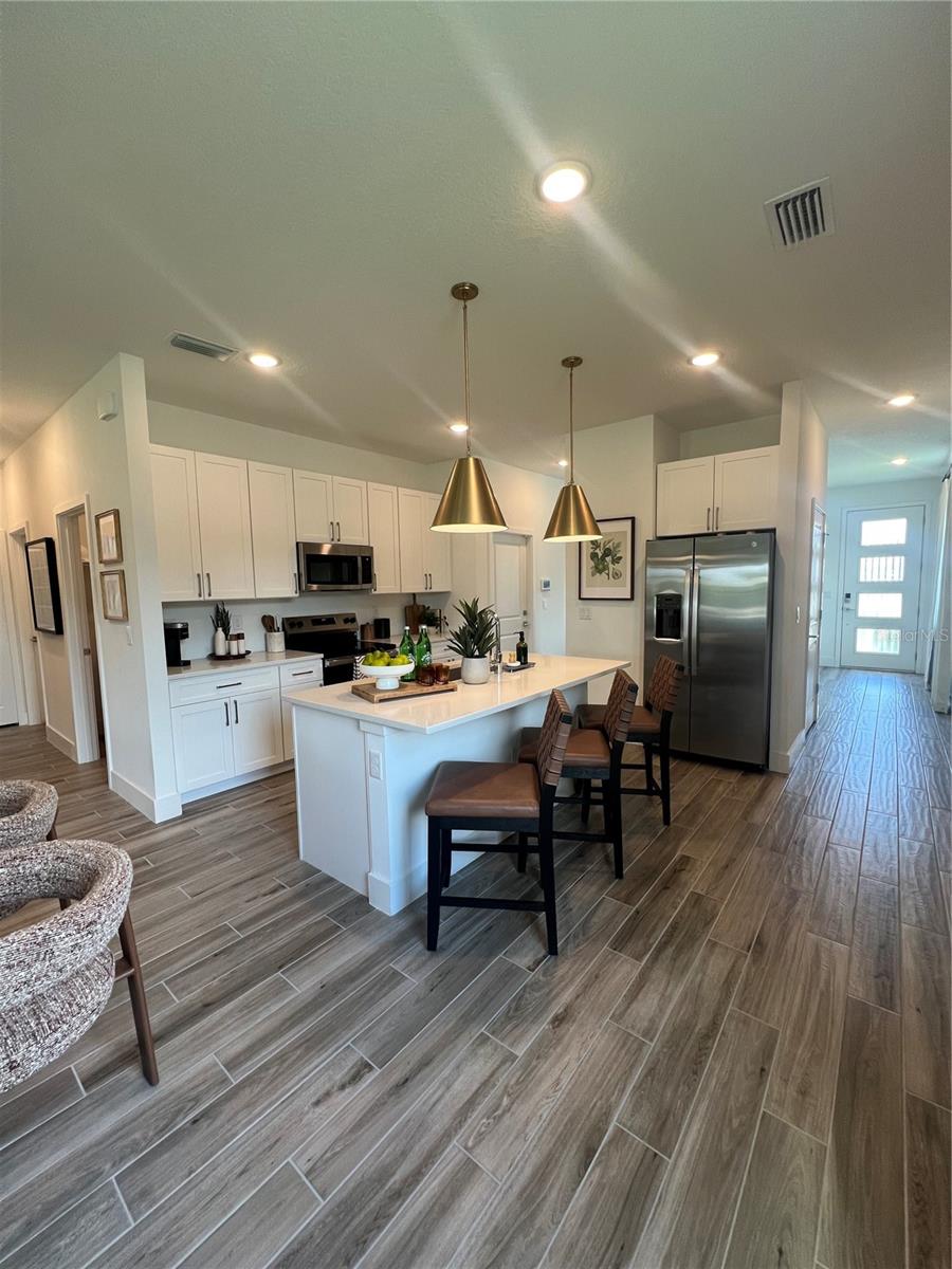 280 Elena Lavin, Orlando, FL 32807