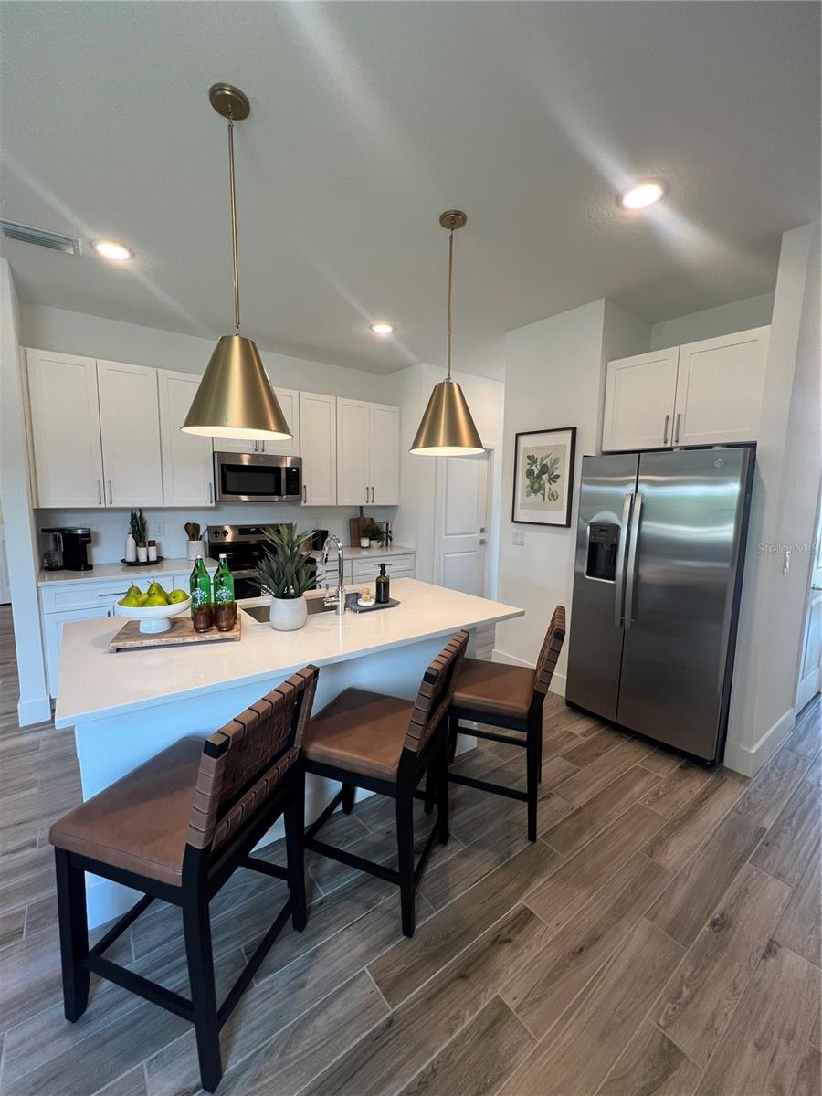 280 Elena Lavin, Orlando, FL 32807