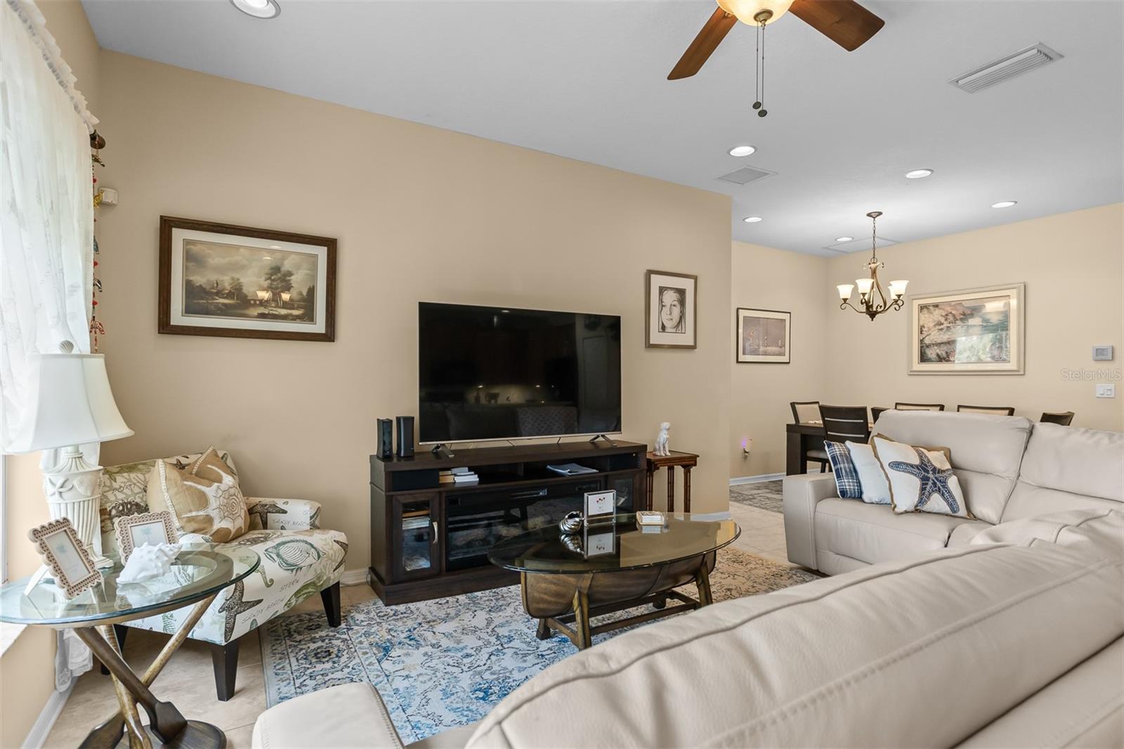 905 Parker Den, Ruskin, FL 33570