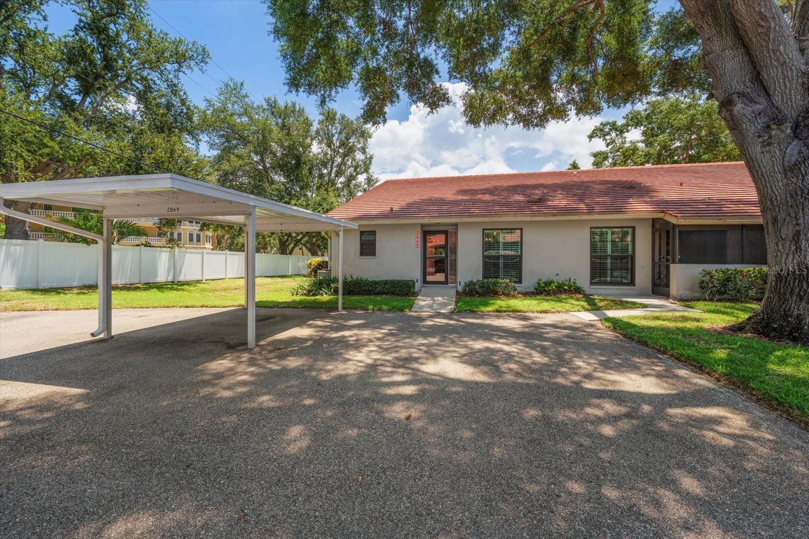 2069 Lakeview, Clearwater, FL 33763