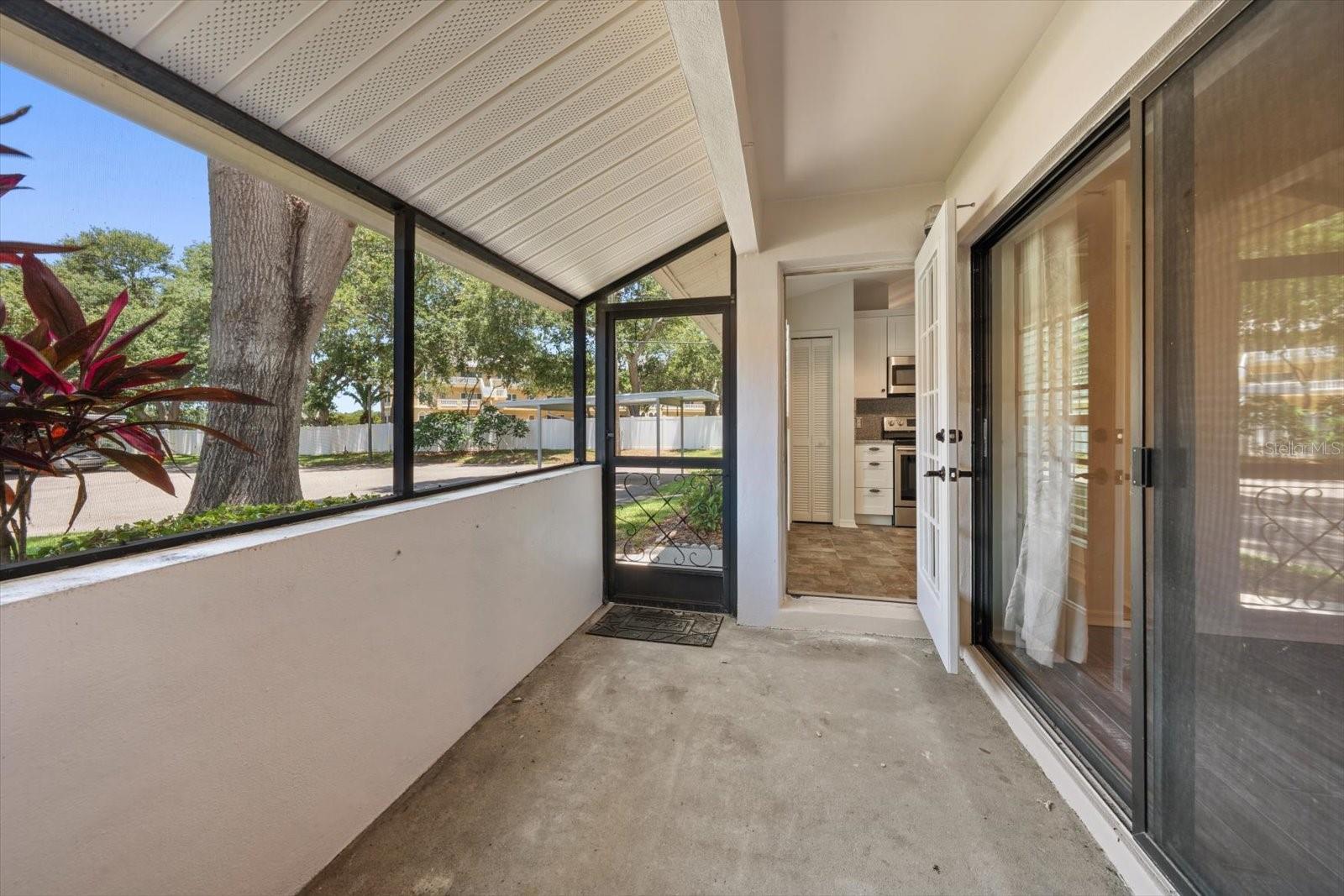 2069 Lakeview, Clearwater, FL 33763