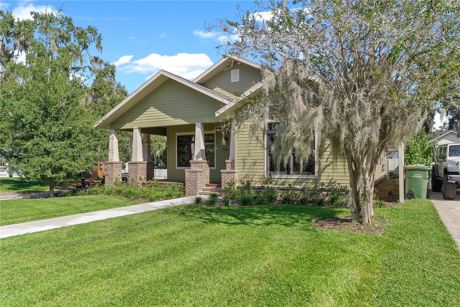 1000 9th, Leesburg, FL 34748