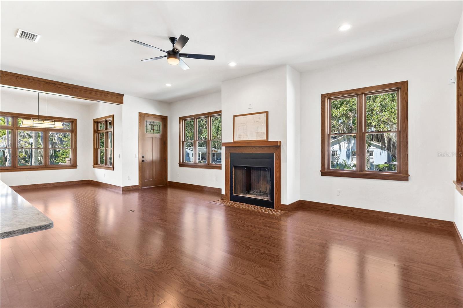 1000 9th, Leesburg, FL 34748