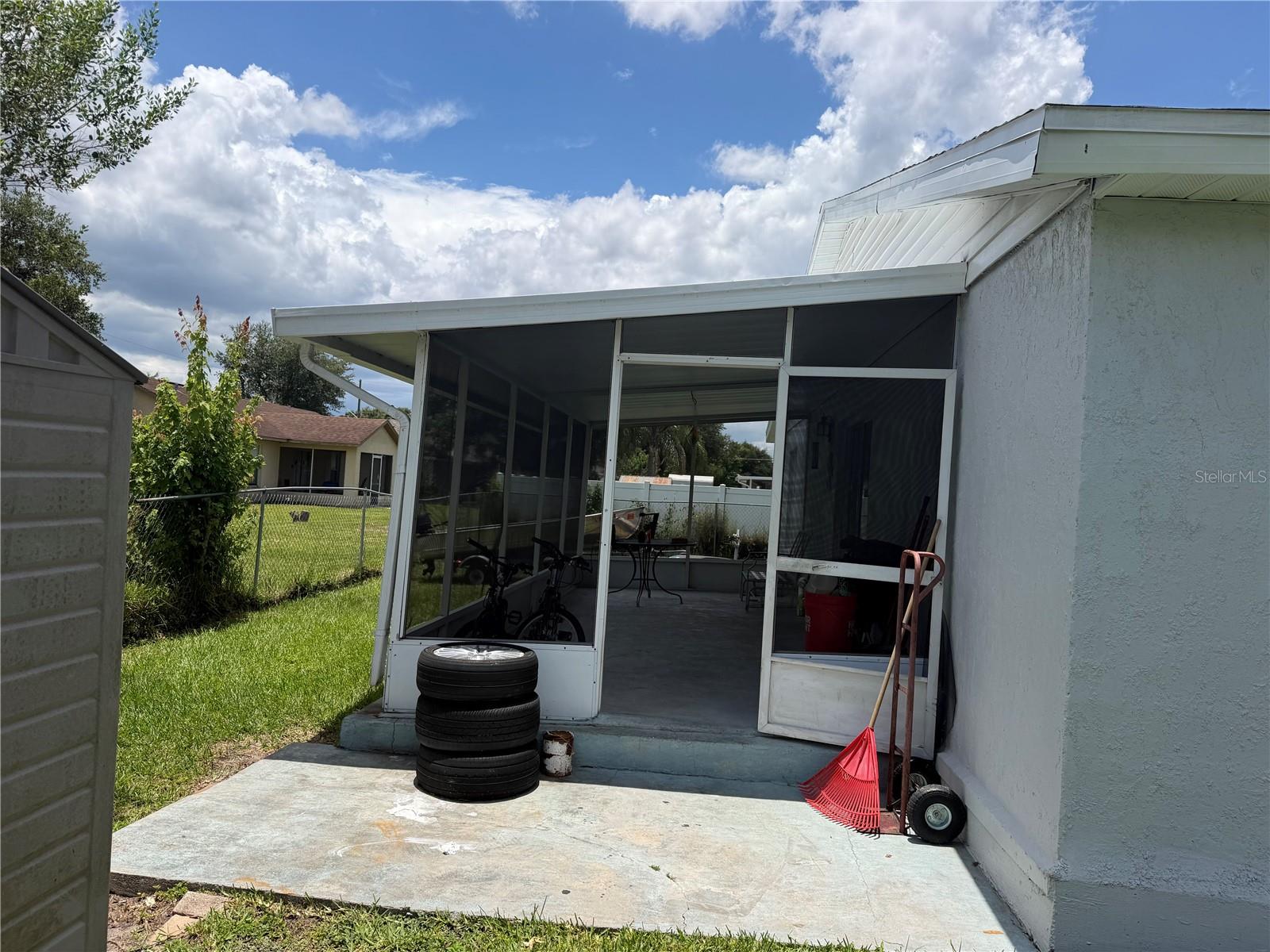 1127 Gardanne, Kissimmee, FL 34759