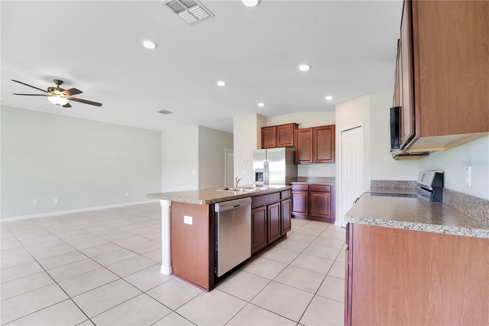 10116 Carloway Hills, Wimauma, FL 33598