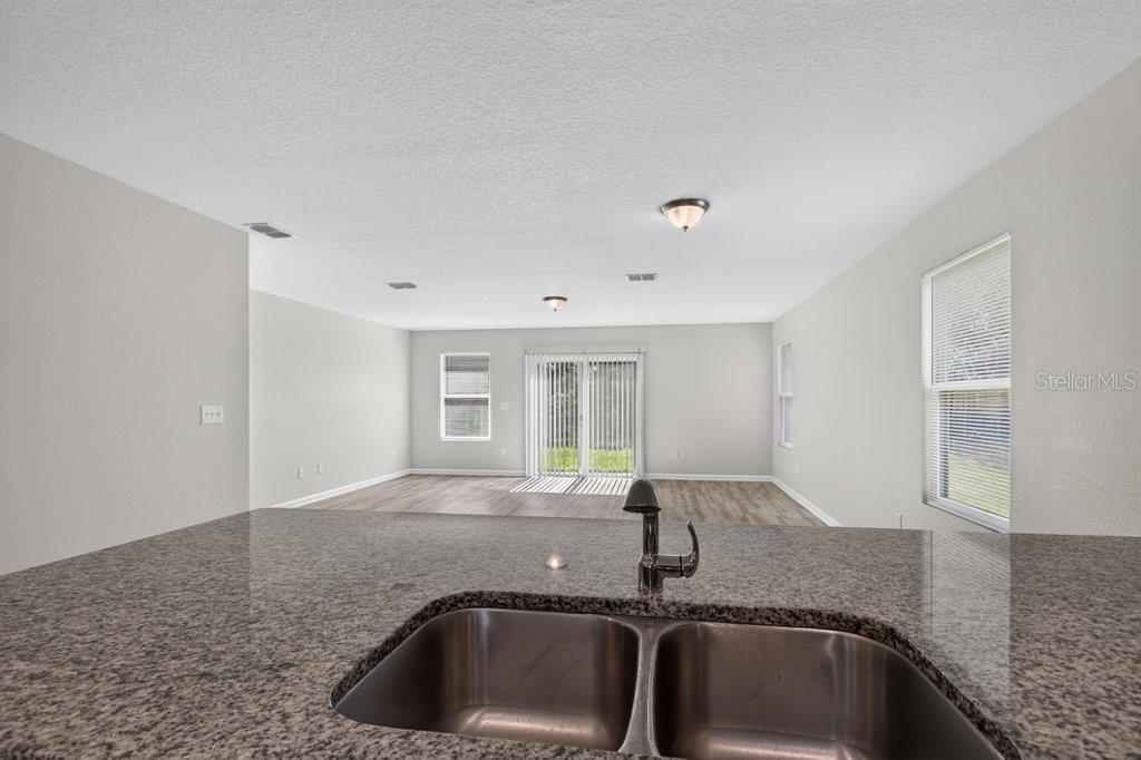 7082 Plymouth Grove, Jacksonville, FL 32220