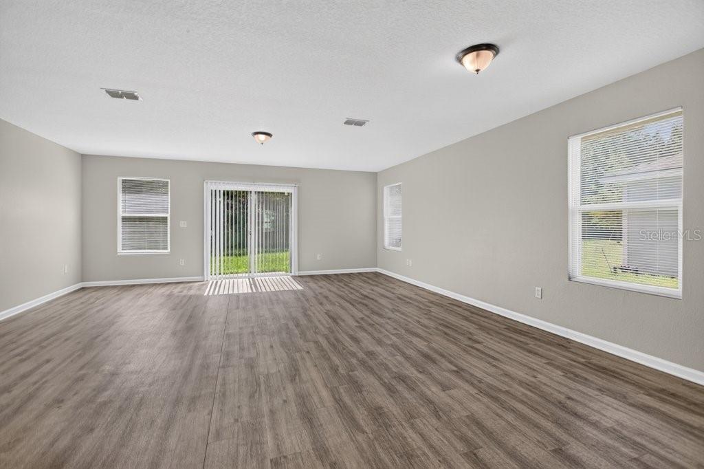 7082 Plymouth Grove, Jacksonville, FL 32220