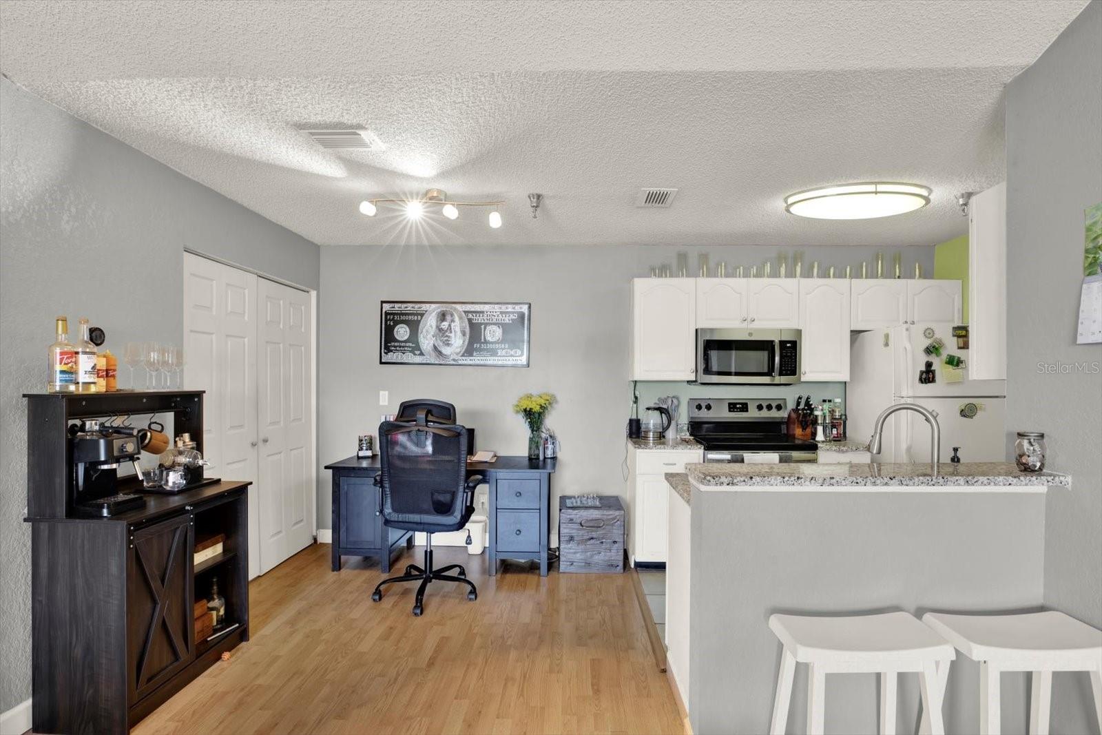 10265 Gandy Unit 906, St Petersburg, FL 33702