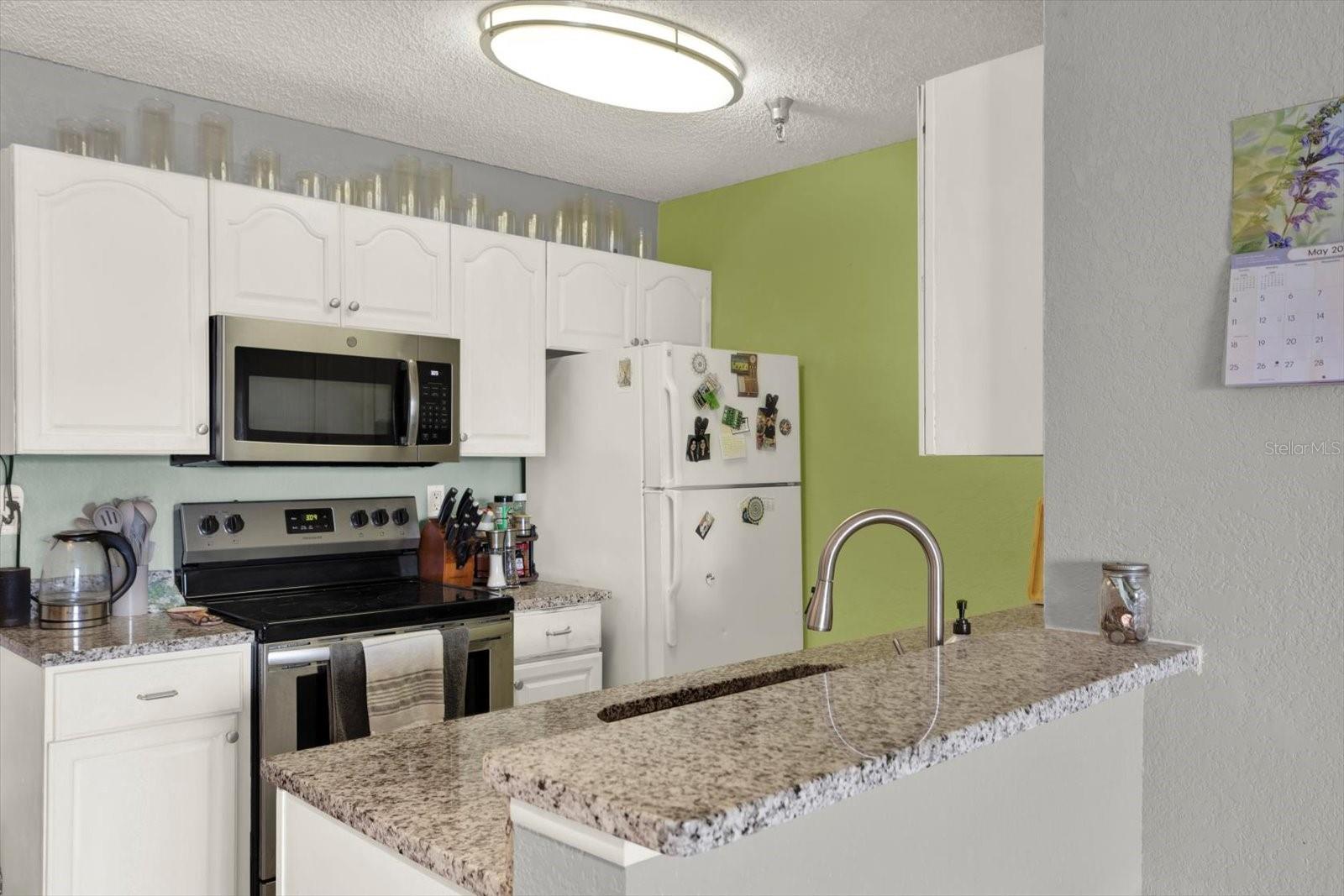 10265 Gandy Unit 906, St Petersburg, FL 33702