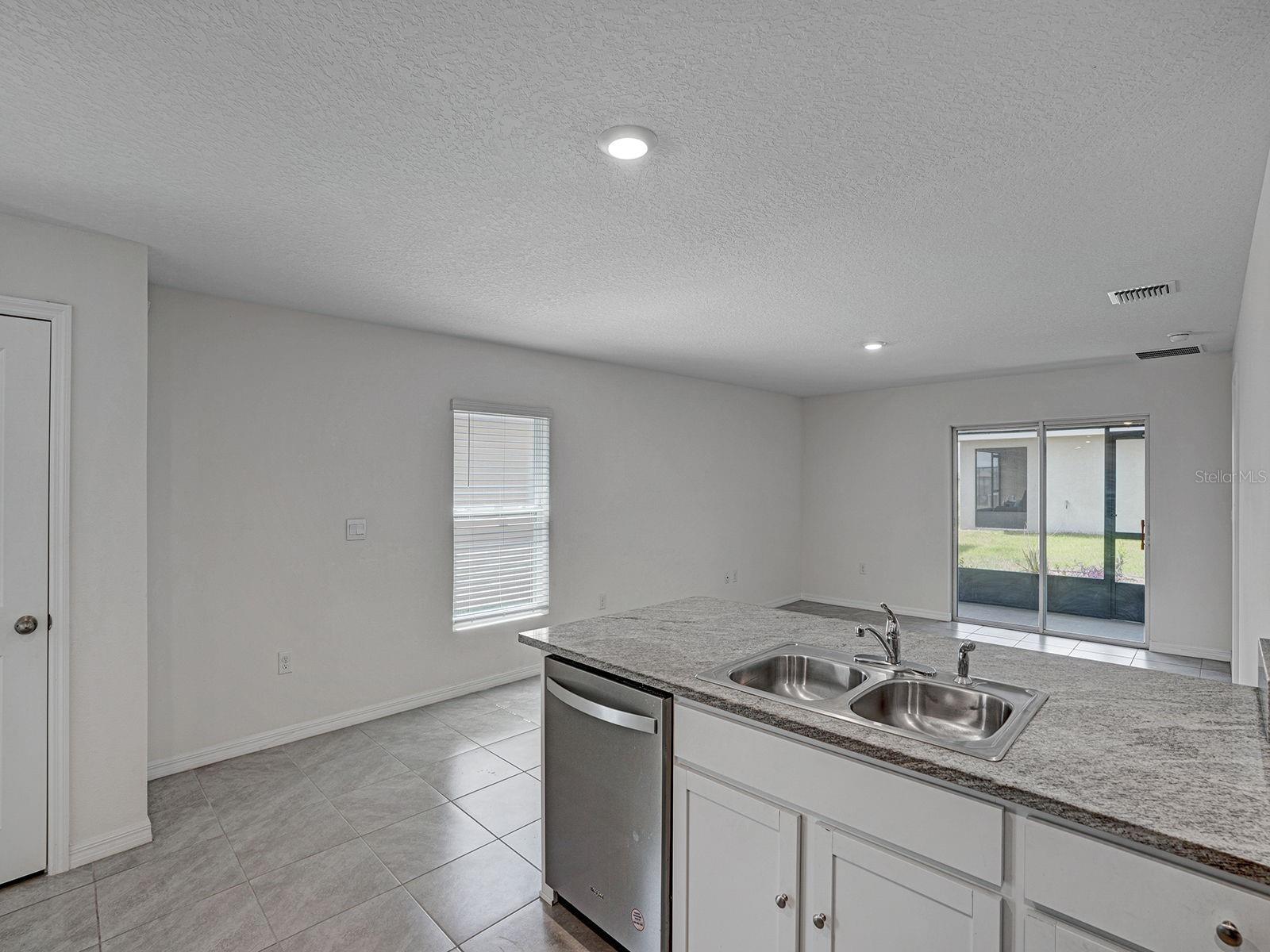5586 Logan Cave, Wimauma, FL 33598