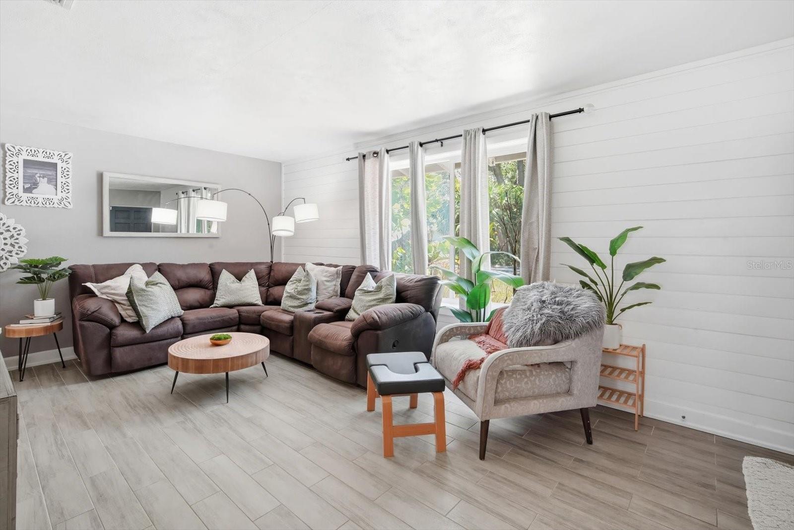 3307 3rd, Bradenton, FL 34205