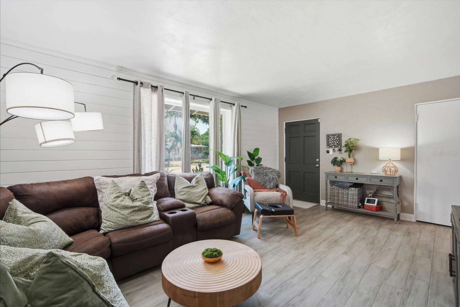 3307 3rd, Bradenton, FL 34205