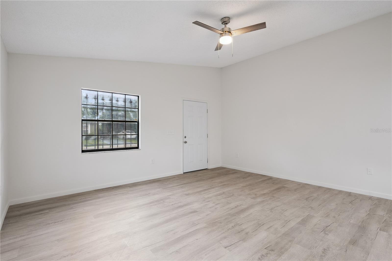 716 Grove, Orlando, FL 32805