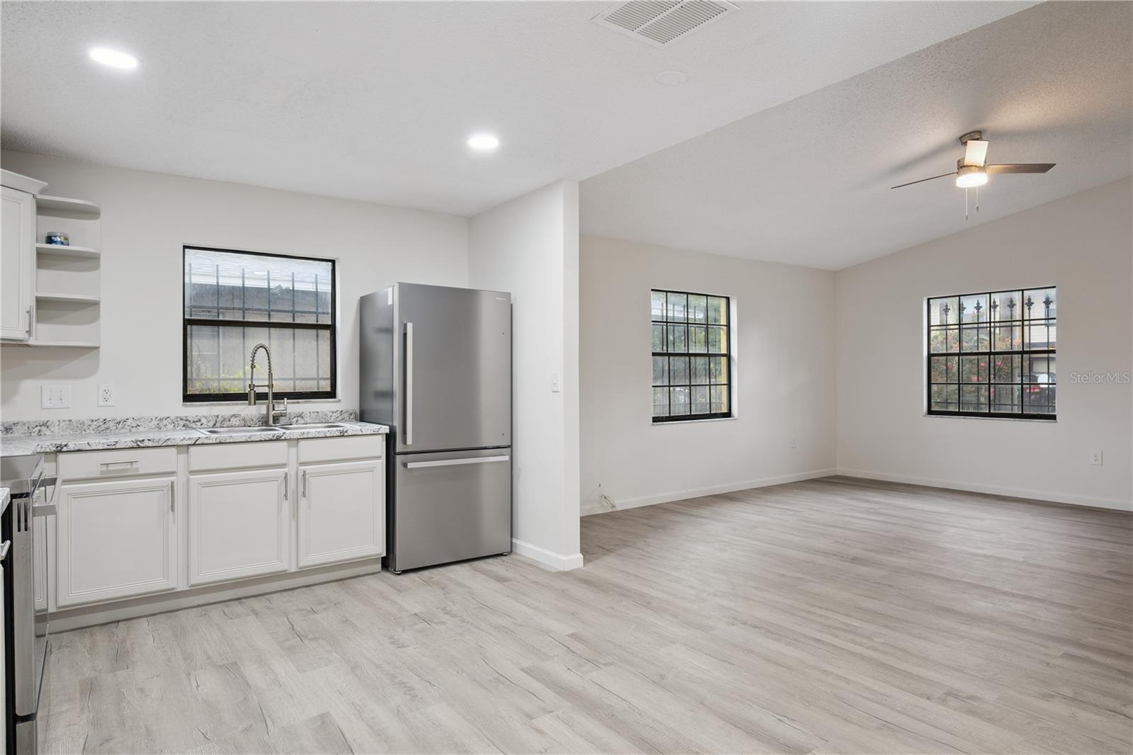 716 Grove, Orlando, FL 32805