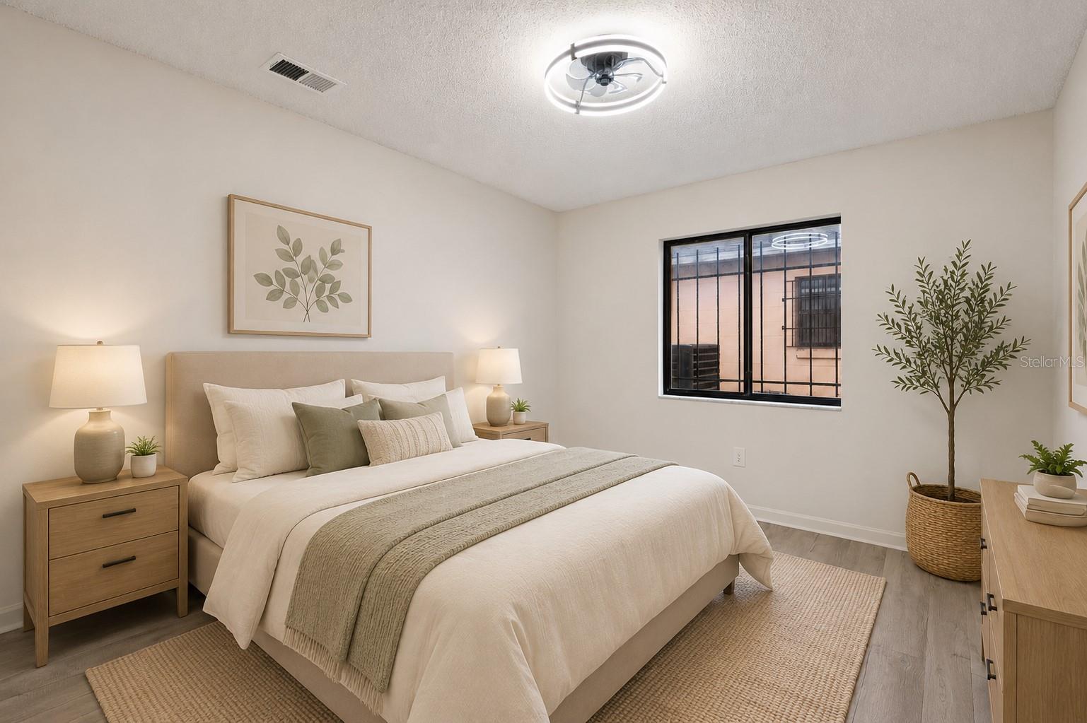 716 Grove, Orlando, FL 32805