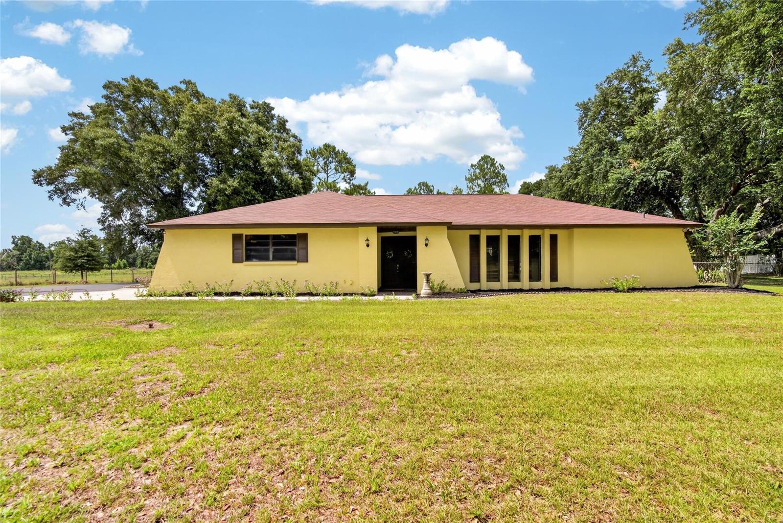 3708 Joe Sanchez Rd, Plant City, FL 33565