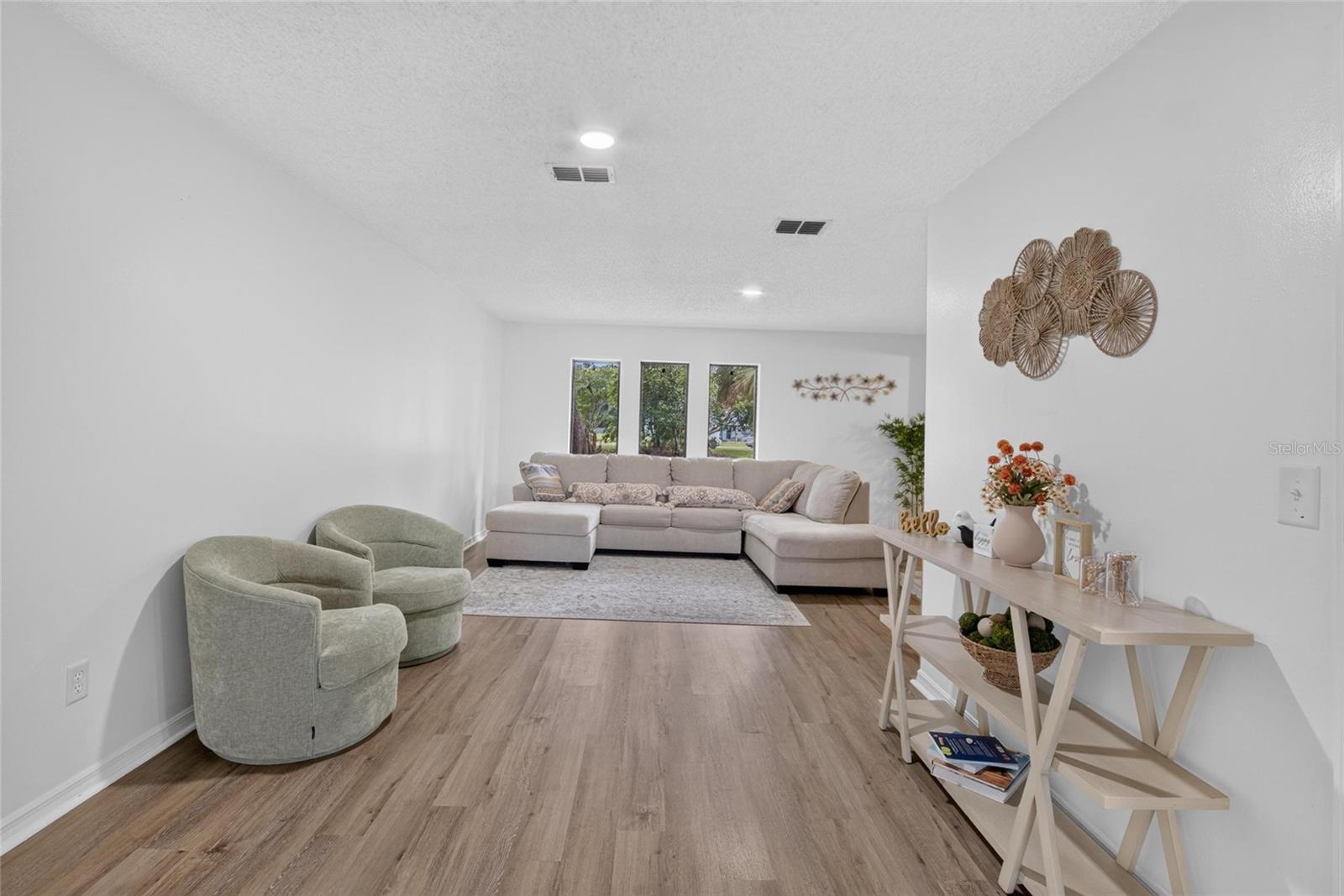 3708 Joe Sanchez Rd, Plant City, FL 33565