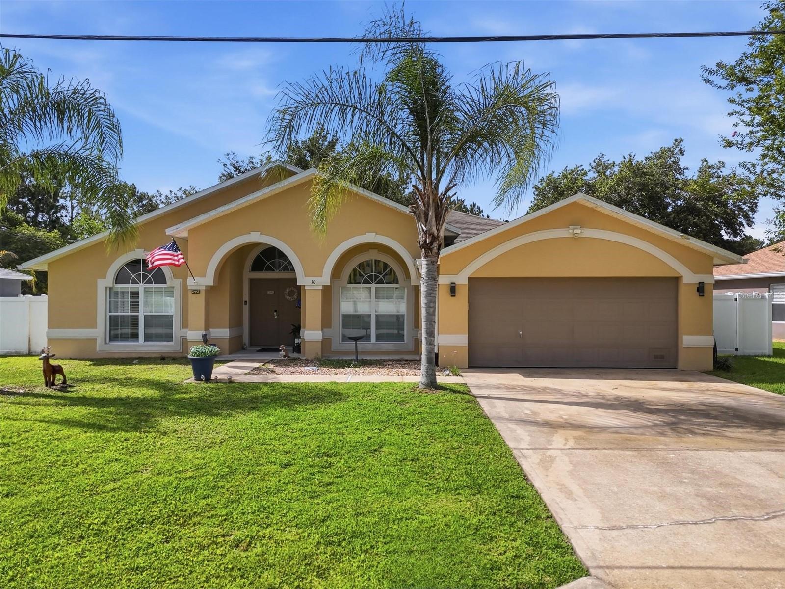 10 Larkspur, Palm Coast, FL 32137