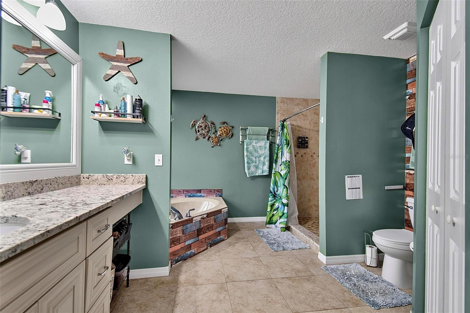 10 Larkspur, Palm Coast, FL 32137