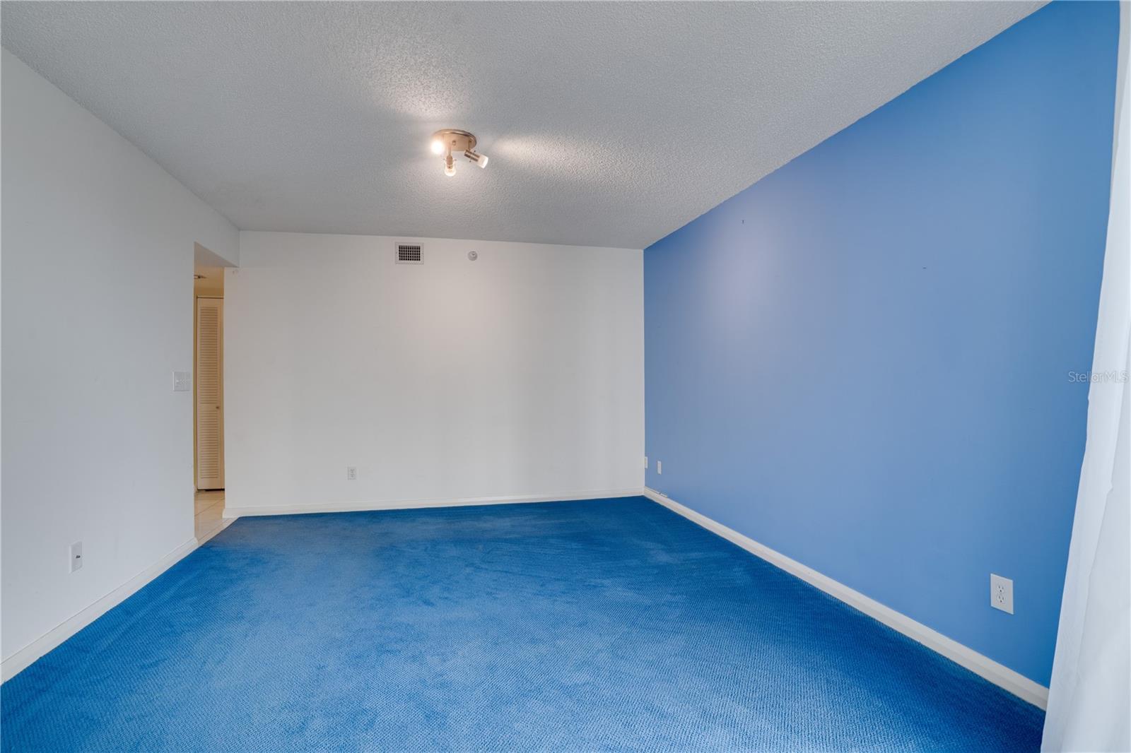 5940 Pelican Bay Unit 504, St Petersburg, FL 33707