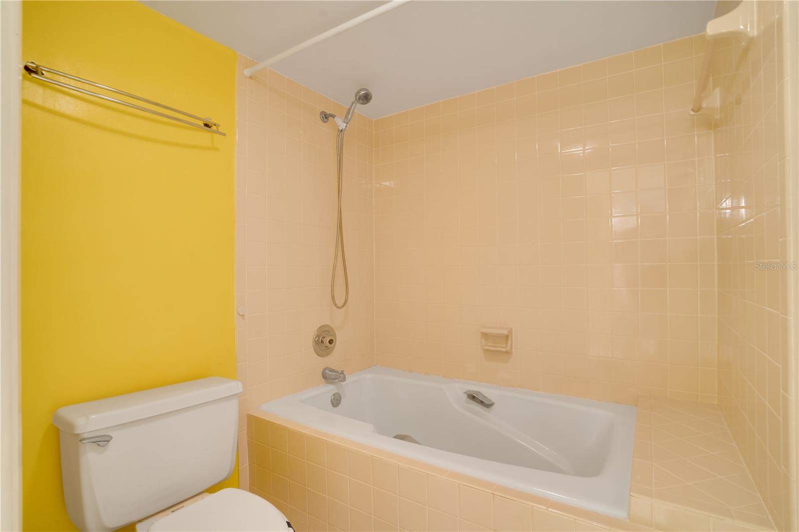 5940 Pelican Bay Unit 504, St Petersburg, FL 33707
